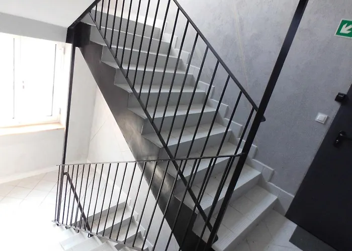 Apartly - 8, Mickiewicza 34 *